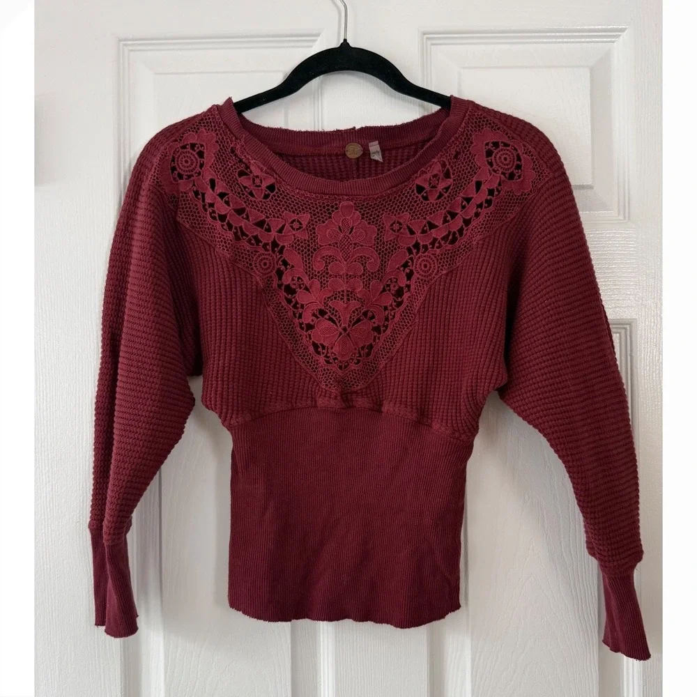 Free‎ People FP One Raven Burgundy Thermal Waffle Knit Crochet Lace Top XS Boho
